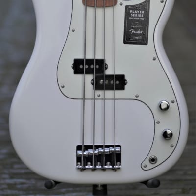Fender Player Precision Bass PF - Polar White image 1