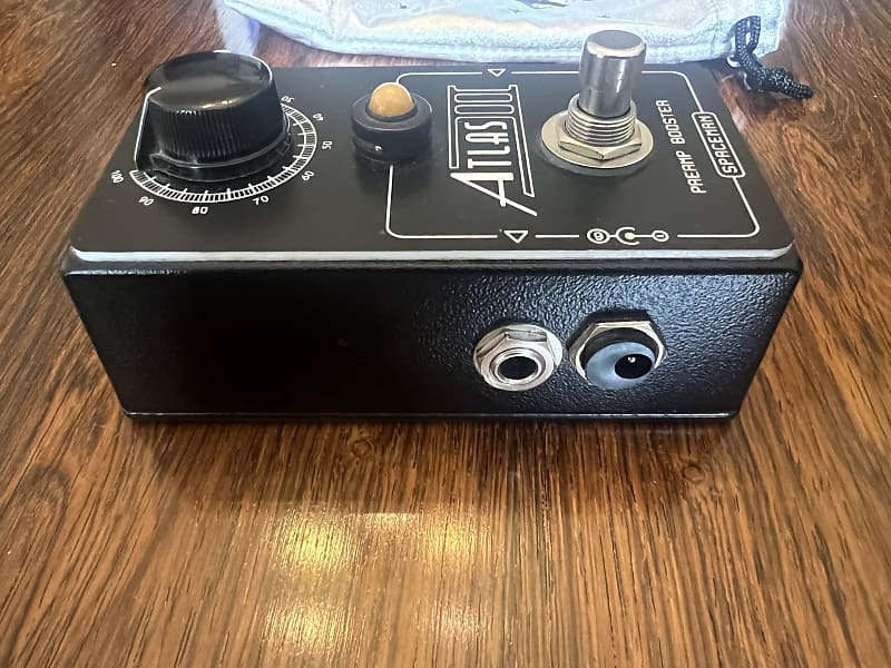 Spaceman Effects Atlas III Discrete Preamp Booster | Reverb UK