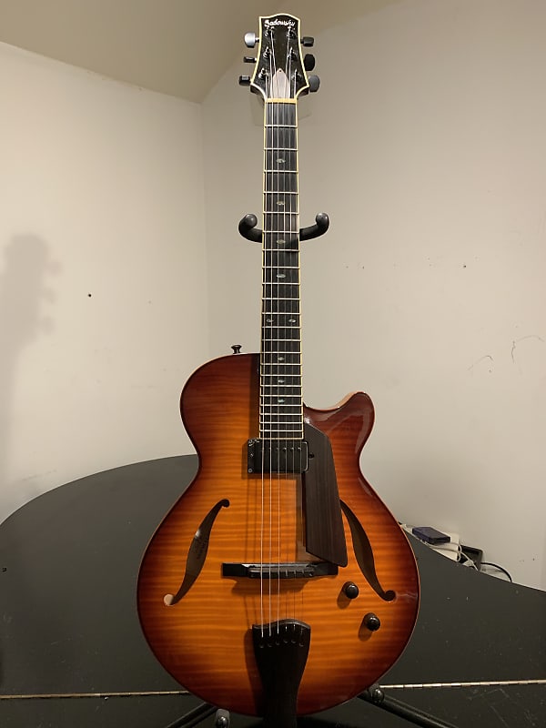 Sadowsky SS-15 Archtop Guitar (2014, Sienna Burst) | Reverb Sadowsky SS-15 Archtop Guitar (2014, Sienna Burst) | Reverb