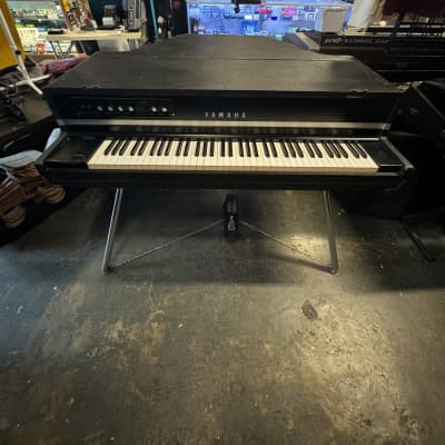 Vintage Yamaha CP70b Electric Acoustic Baby Grand Piano