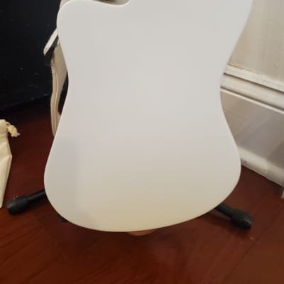 Loog Acoustic 3-String Mini Guitar 2020 image 5
