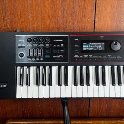 Roland JUNO-DS 61 61-key Synthesizer w/ gig bag image 2