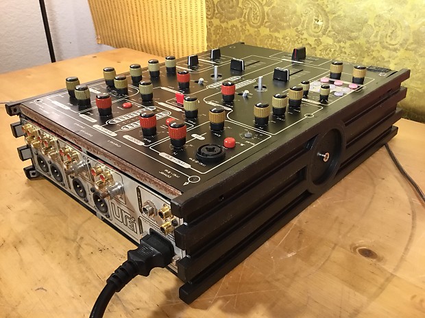 UREI MODEL 1601E DJミキサー 1601e.jpg