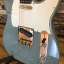 Fender American Professional Telecaster Rosewood Fretboard 2017 - 2019 in Sonic Grey