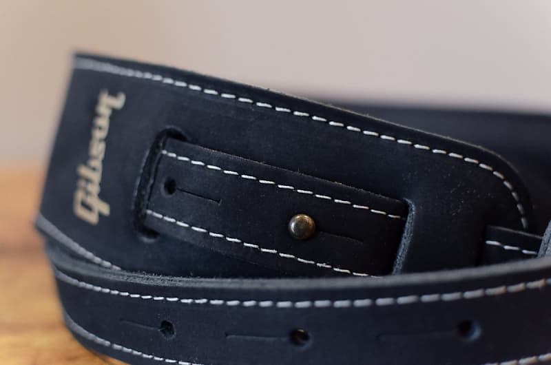 Gibson Nubuck Strap Black