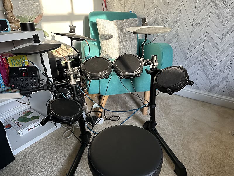 Alesis Debut drum kit (kids) 2021 - Black | Reverb