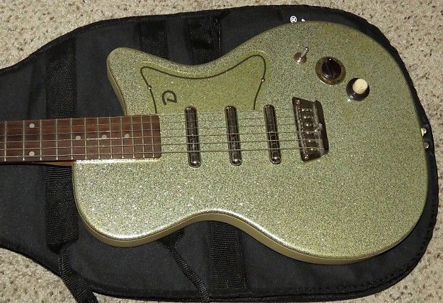 Danelectro 56-U3 3-pickup Selectomatic Electric Guitar - Nice