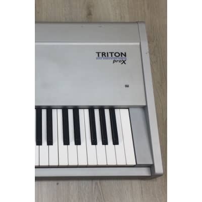 Korg Triton Pro X 88-Key 62-Voice Polyphonic Workstation Korg Triton Pro X 88-Key 62-Voice Polyphonic Workstation