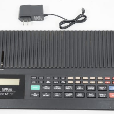 YAMAHA RX17 Digital Rhythm Programmer Drum Machine RX-17 w/ 100-240V PSU