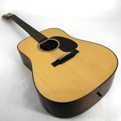2018 Martin D-18 Modern Deluxe VTS - Natural image 4
