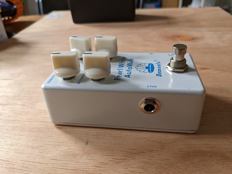 Demonfx Pearl White AutoWah オートワウ 41UB2Uob9uL.jpg_BO30,255,255,