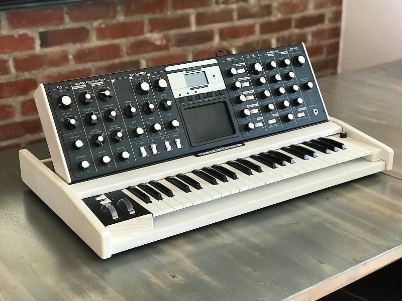 鍵盤楽器 Moog Voyager Moog Minimoog Voyager | Vintage Synth Explorer