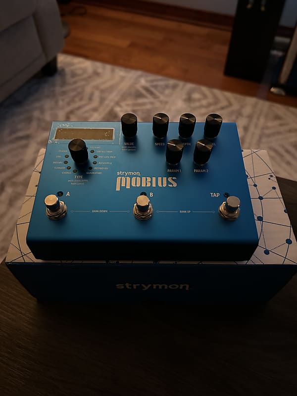 Strymon Mobius