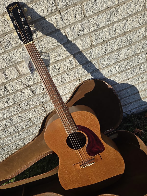 Gibson B-15 1967 - 1971 | Reverb