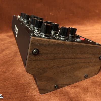 Moog DFAM Drummer From Another Mother Semi-Modular Analog Percussion Synthesizer imagen 6