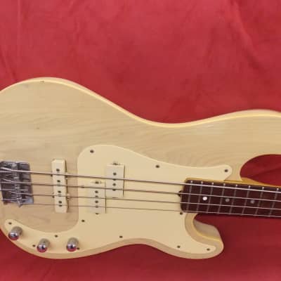 St. Blues King Blues Bass IV 1984 White Blonde W? Gig Bag and Drop D Tuner key image 6