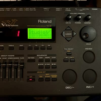 Roland TD-10 Drum Sound Module 1997 - 2000 - Gray