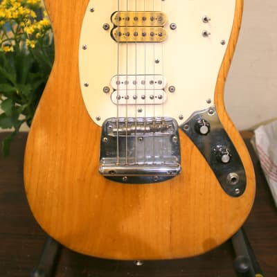 Fender Mustang Electric Guitar with Rosewood Fretboard 1977 - Natural image 3
