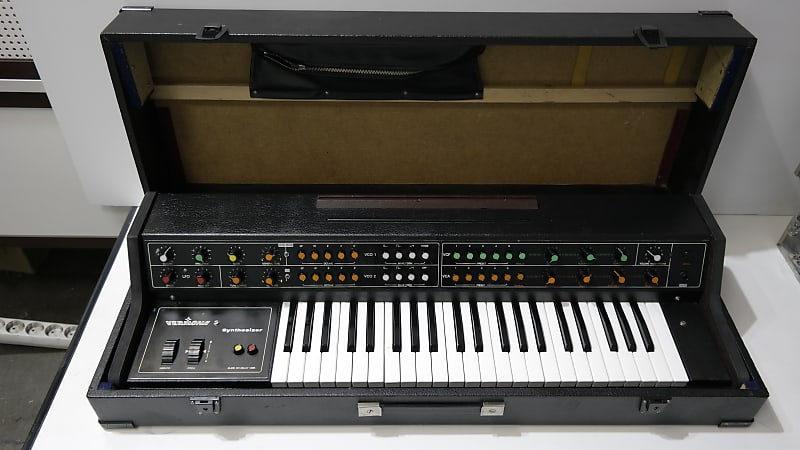 Vermona Synthesizer 