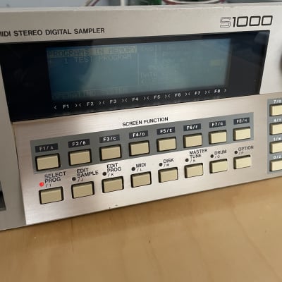 Akai S1000 MIDI Stereo Digital Sampler 1988 - White image 3