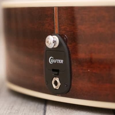 Crafter GAE-8 N Natural Electro Acoustic Guitar image 6