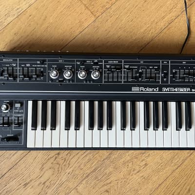 Roland SH-2 with Original Case - Top Condition