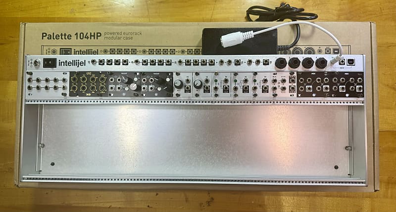 Intellijel 4U 104HP Palette Case