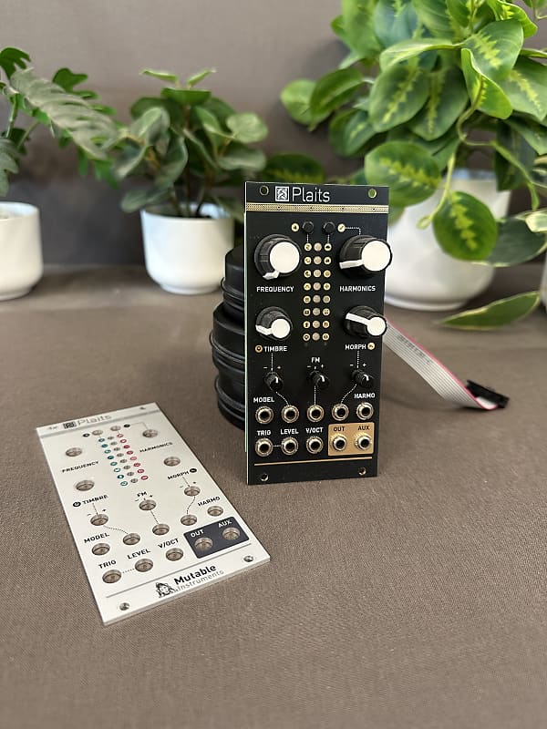 Mutable Instruments Plaits