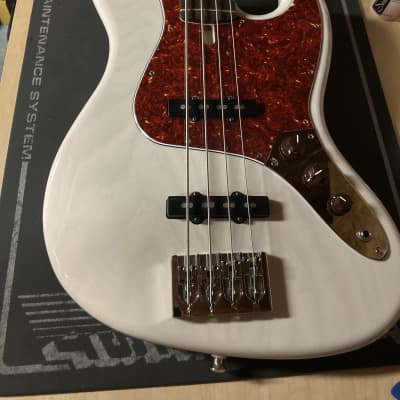 2019 Wilkins RoadTested Bass WRTJ4 Classic  Trans White ! image 11
