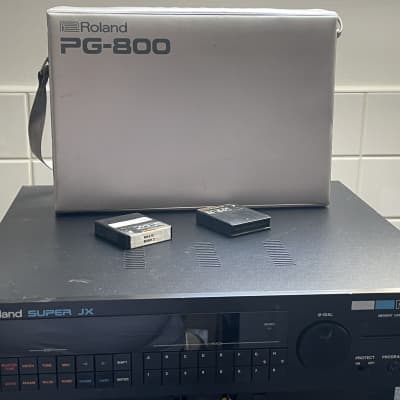 Roland MKS-70 with PG800 Programmer, Kiwi Upgrade x2 MC64  Memory Cartridges