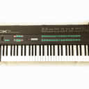 YAMAHA DX7 Vintage FM Synthesizer. Made in JAPAN. Works Great ! Sounds Perfect !