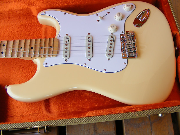 Fender Yngwie Malmsteen Stratocaster Vintage White (SN
