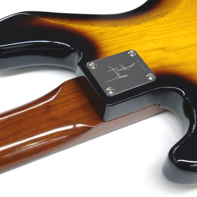 Fender Deluxe Jazz Bass V Kazuki Arai Edition 2022 SN:1860