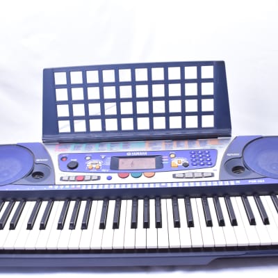 Yamaha PSR-E262 Portable Keyboard Black