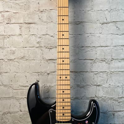 Fender American Performer Stratocaster HSS - Black w/Maple Fingerboard image 5