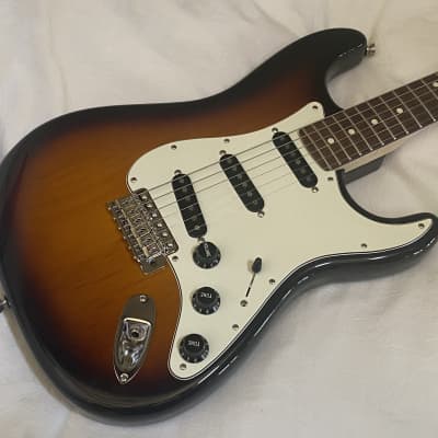 Fender USA】【工房メンテ】フェンダーUSA『エレキギター