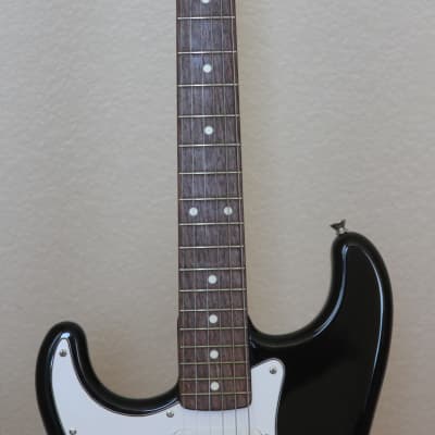 1995 Lefty Fender Stratocaster Standard ST362 3S LH RW L/C