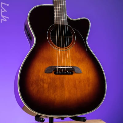 Alvarez Yairi WY1 Weir Stage Model Acoustic-Electric Guitar Sunburst B-Stock image 1