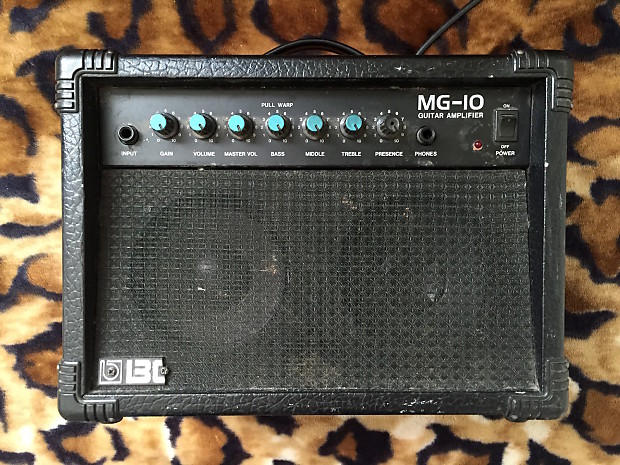 Boss MG-10 Amplifier Vintage 80's Practice Amp image 1