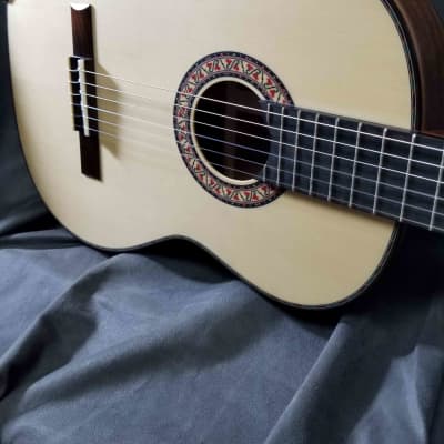 Manuel Rodriguez MAGISTRAL Series E Classical Guitar for sale