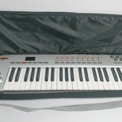 M-Audio Oxygen 49 Keyboard Controller with Carry Gig Bag Tested Functional