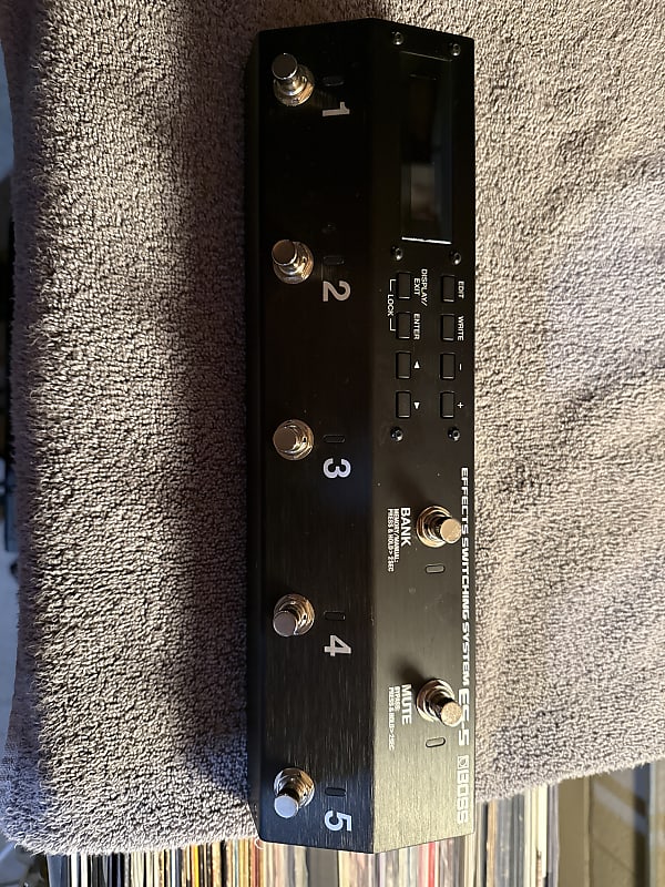 Boss ES-5 Effects Switching System
