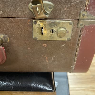 Noble Accordion Est. 1950s image 10