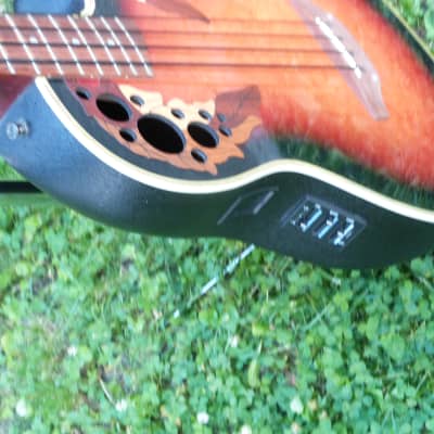 Ovation  celebrity acoustic bass cc274 sunburst image 5