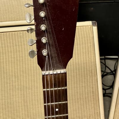 Silvertone Silvertone guitar with Amplifier in case 1964-1966 image 3