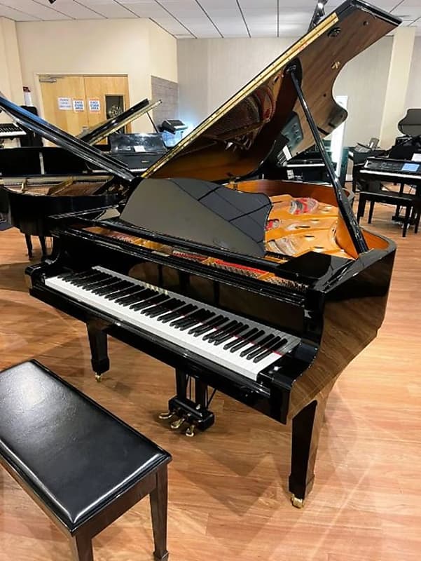Yamaha C6 7′ Grand Piano image 1