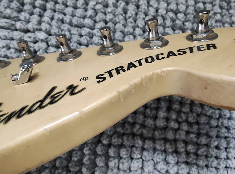 Fender Highway One Stratocaster Neck 2006 Large Headstock Fender Highway One Stratocaster Neck 2006 Large Headstock