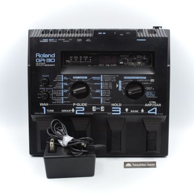 Roland GR-30 Guitar Synthesizer With Power Supply Guitar Effect Pedal ZJ20379