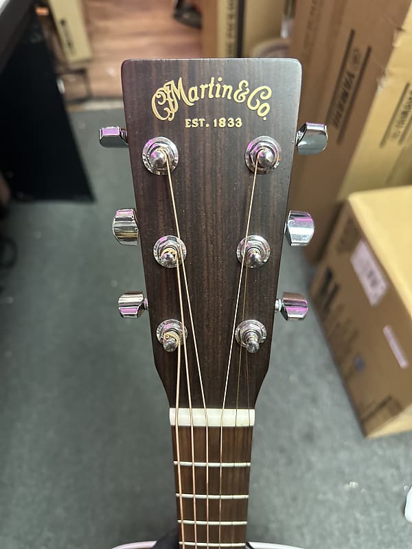 Martin & Co. アコースティックギター (EST. 1833) C.F.Martin&Co. マーティン アコースティックギター HD-28 EST
