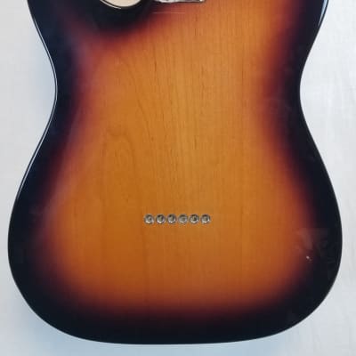 Fender Vintera '50s Telecaster, Maple Fingerboard, 2-color Sunburst, w/Gig Bag image 9